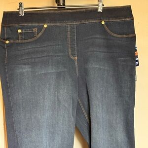 Peter Nygard Dark Blue Jeans Size XL 18-20 New With Tags
